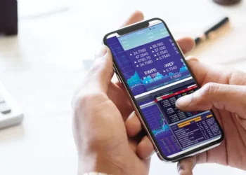 l nuevo reglamento alcanza a todas las empresas constituidas en Bolivia que presten servicios financieros basados en innovación tecnológica. Foto: Economy.