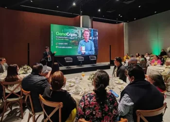 Está dirigido inicialmente a personas naturales que deseen usar criptomonedas de manera práctica y segura. Foto: Economy,