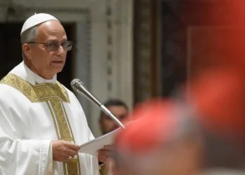 El papa León XIV participan de una misa. (Foto: Vatican News)