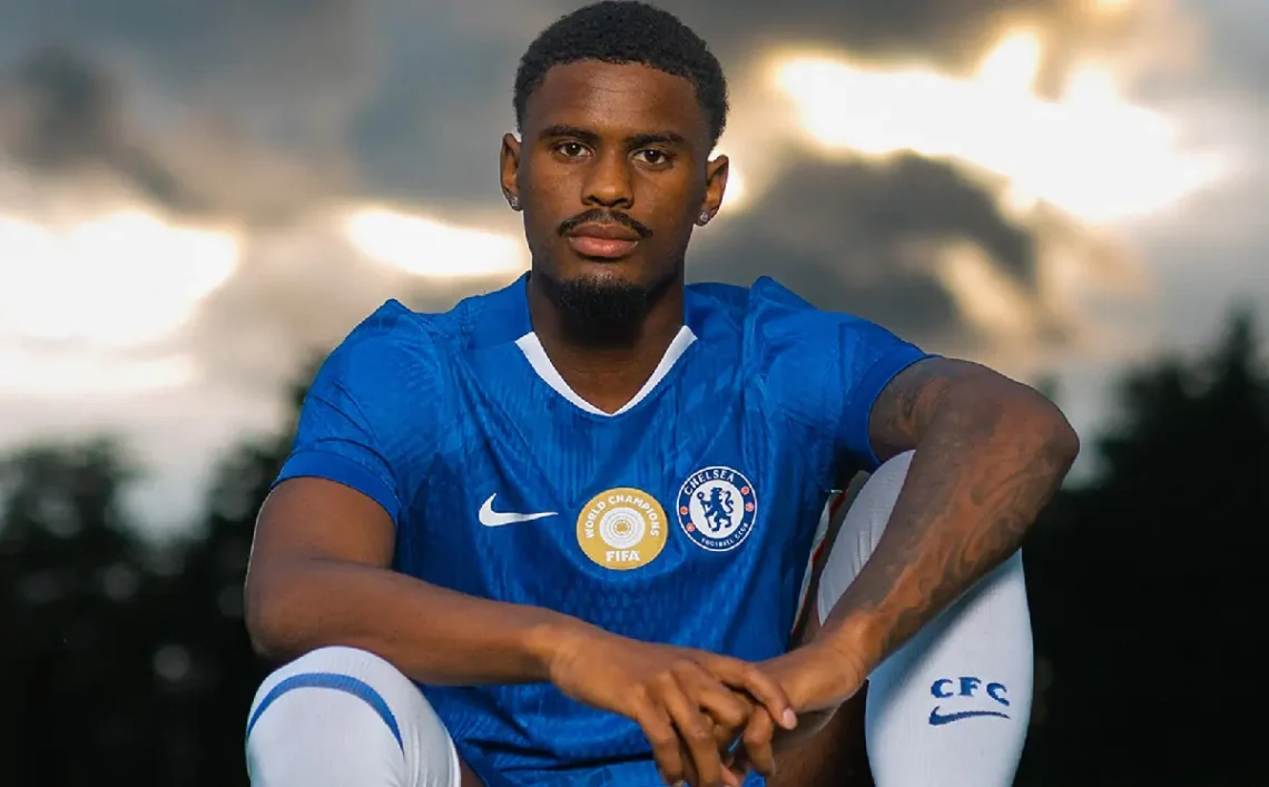 Presentación de Jorrel Hato en el Chelsea. (FOTO: Chelsea Football Club)
