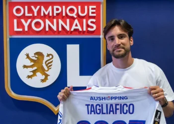 Presentación de Tagliafico. (FOTO: Olympique Lyonnais - OL)