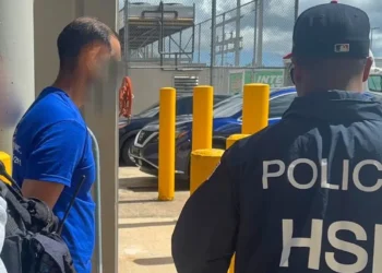 El ICE realizó operativos en fábricas de automóviles/ICE