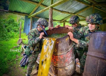 El ejercito de Colombia destruye una fábrica de droga/Ejército de Colombia