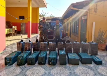 La droga estaba escondida dentro el tranque del cisterna.