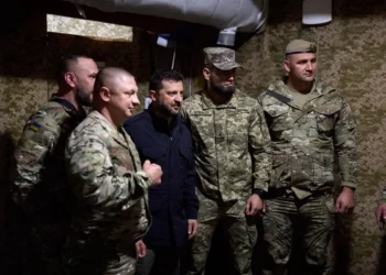 Zelenski estuvo con las tropas en el frente de batalla/RRSS Zelenski