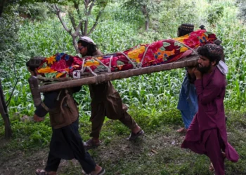 El rescate de los cuerpos es muy complicado/AFP