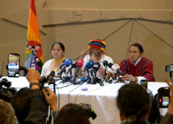 Los indígenas negaron haber retenido a militares/ AFP