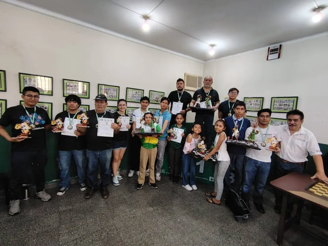 Todos los premiados del certamen nacional en Santa Cruz (FBA)