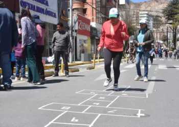 Las calles se llenaron de familias y actividades al aire libre. Foto: GAMLP.