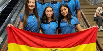 La delegación boliviana de golf que competirá en tierras colombianas.