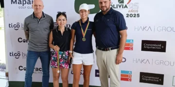 Un momento de la premiación del certamen cumplido en Santa Cruz (FBG).