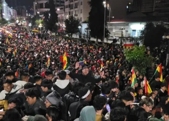 Los aficionados paceños colmaron El Prado de La Paz tras el triunfo de 1-0 sobre Brasil (R.S.)