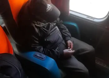 Un adulto mayor es la nueva víctima de dopaje en un bus. FOTO: GAMLP