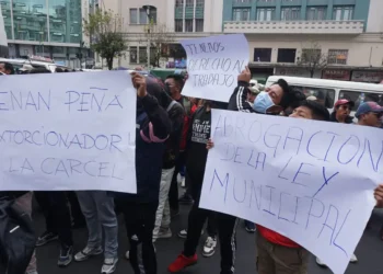 Las empresas mineras de Viacha exigen la abrogación de una ley municipal. Foto: APG.