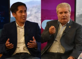 Los legisladores Rubén Gutiérrez (MAS) y Enrique Urquidi (CC) en entrevista con La Razón.