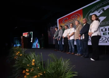 El seminario se realiza en la Expocruz 2025. Foto: Asocriabuf.
