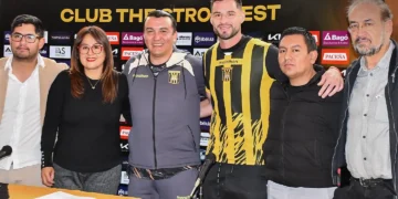 Eran los inicios de la gestión del directorio de The Strongest al poco tiempo de ser elegidos, ahora están alejados.