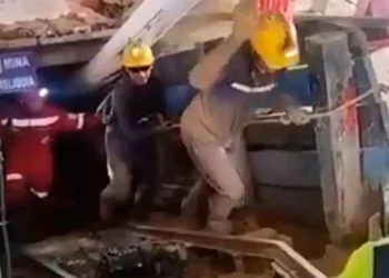 mineros_colombia.jpg