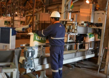 La producción de urea en la planta. Foto: YPFB.