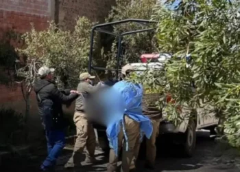 Silvia fue hallada muerta en vía pública, en una zona de El Alto. FOTO: RRSS
