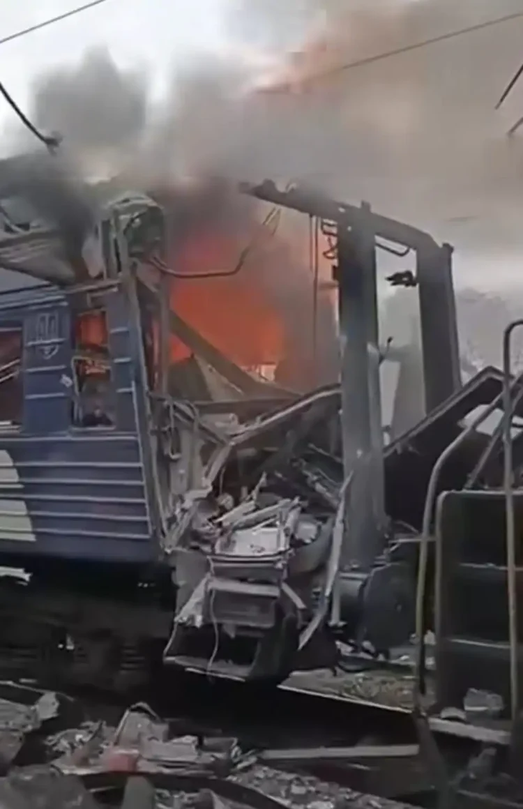 Varios trenes fueron alcanzados por drones rusos/RRSS Zelenski