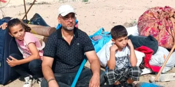 Refaat Alathamna  y su familia en Gaza. Foto: RRSS.