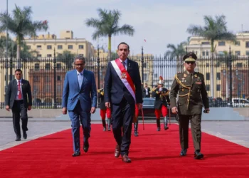 El presidente de Perú, José Jerí llega al palacio de gobierno/Presidencia de Perú