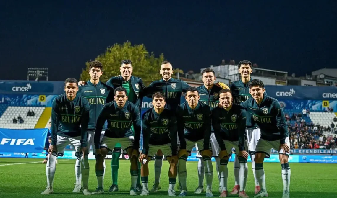 Formación titular de la Selección Boliviana que derrotó a Jordania por 1-0 en Estrambul (FBF)