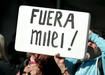 Algunas personas expresaron su molestia con Milei/AFP