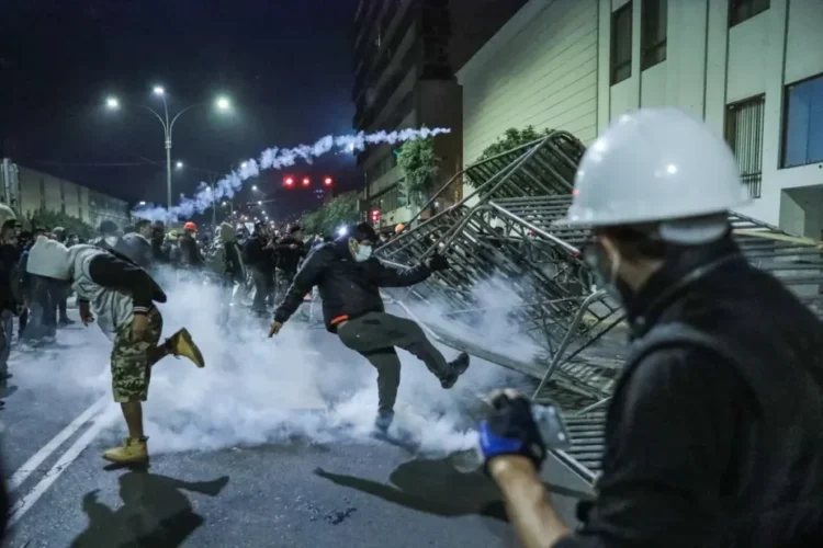 El fin de semana se movilizó otra vez la 'Gneración Z'/AFP