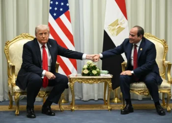 Trump y el presidente de Egipto antes de la cumbre sobre Gaza/AFP