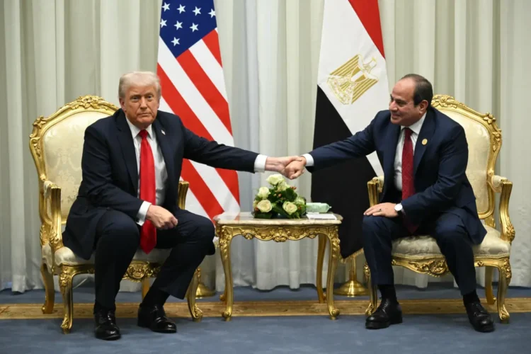 Trump y el presidente de Egipto antes de la cumbre sobre Gaza/AFP