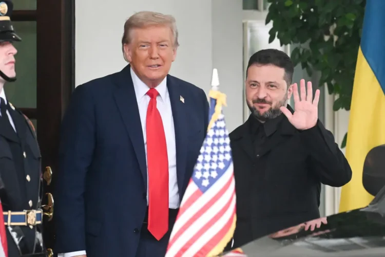 Zelenski busca que Trump autorice la entrega de los Tomahawk/AFP