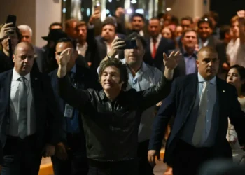 Milei logró un sorpresivo triunfo en las legislativas/AFP
