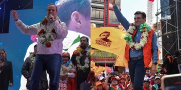 Los candidatos presidenciales Jorge Quiroga (Libre) y Rodrigo Paz (PDC).