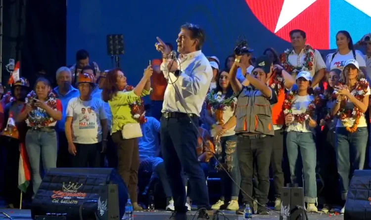 El candidato presidencial Rodrigo Paz.