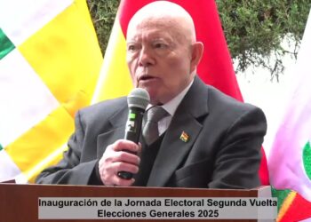 El presidente del TSE, Óscar Hassenteufuel,