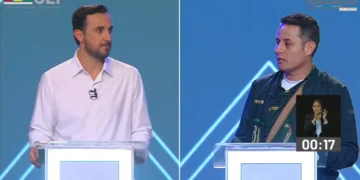 Juan Pablo Velasco (Libre) y Edmand Lara (PDC) en el debate.