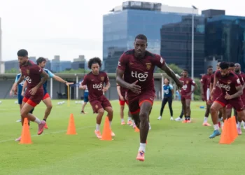 Jugadores de la selección de Panamá entrenando para enfrentar a El Salvador. (FOTO: Fepafut Panama)