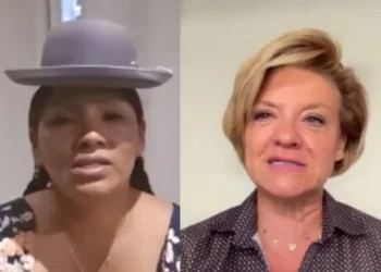 La senadora electa del Partido Demócrata Cristiano (PDC) Ana María Crispín y la presidenta del Centro Europeo de Asistencia Electoral (CEAE), Mónica Frassoni.