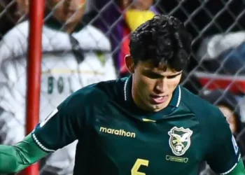 Efraín Morales con la selección boliviana