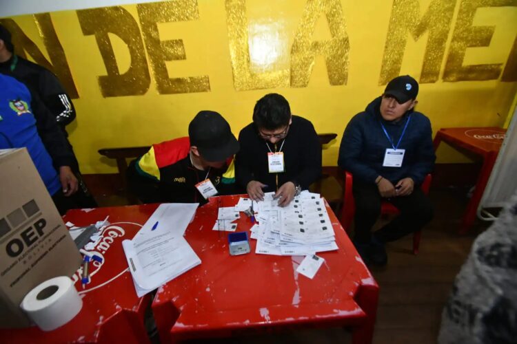 Se habilitaron mesas de sufragio en las cárceles del país. Foto: APG.