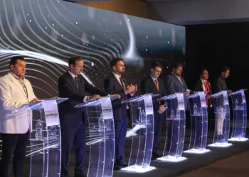 Un debate entre candidatos a la Presidencia antes de la primera vuelta. Foto: APG.