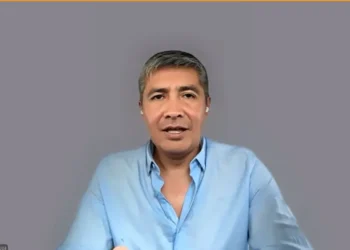 José Gabriel Espinoza en una entrevista con Piedra, Papel y Tinta de La Razón