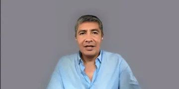 José Gabriel Espinoza en una entrevista con Piedra, Papel y Tinta de La Razón