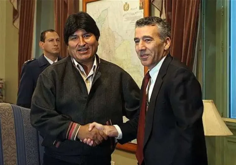 El expresidente Evo Morales y el exembajado Philip Goldberg.
Foto: Archivo
