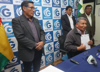 Representantes de los jubilados en conferencia de prensa. Foto: APG.