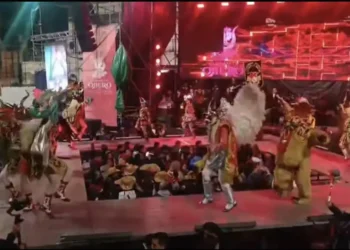 La Fraternidad Artística y Cultural la Diablada en el lanzamiento del Carnaval de Oruro 2026. FOTO: Captura Cadena Coral