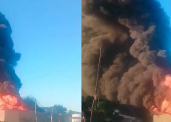 Las llamas iniciaron después de una explosión/Captura de video