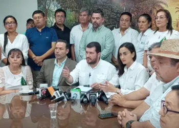 Sectores cruceños piden celeridad en el proyecto para garantizar combustible. Foto: Comité pro Santa Cruz.